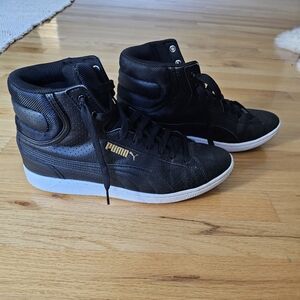 Puma hightop sneakers size 11